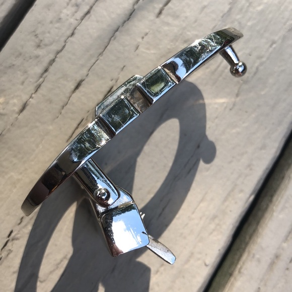 brushed silver tone solid and heavy designer style belt buckle - Picture 7 of 12